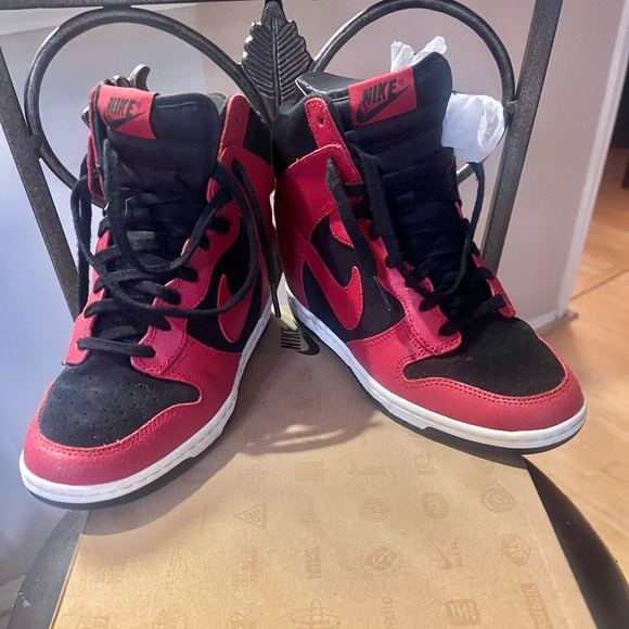 Worn a couple times, like brand new - Picture 3 of 6